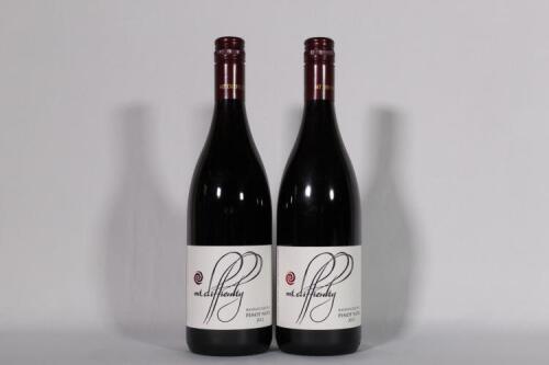 (2) 2012 Mt Difficulty Pinot Noir, Bannockburn