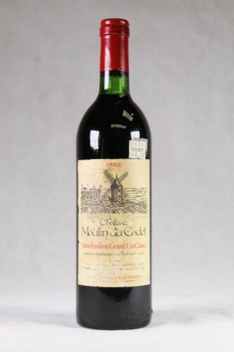 (1) 1982 Chateau Moulin du Cadet, St Emilion*