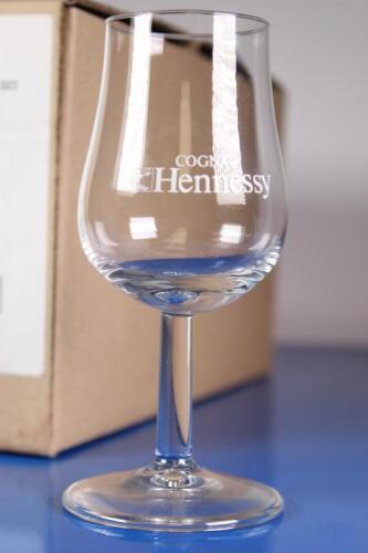 12 x Hennessy Cognac tulip glass in one lot