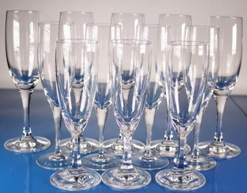 Champagne flute selection in one lot