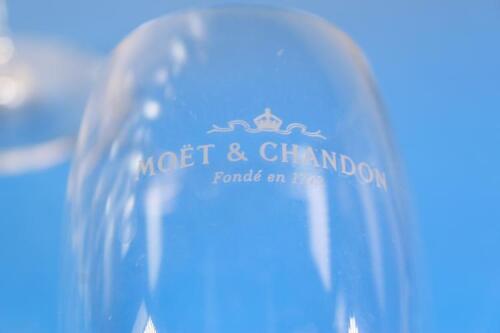 6 x Moet & Chandon flutes in one lot