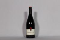 (1) 2004 Escarpment Pinot Noir, Hawkes Bay