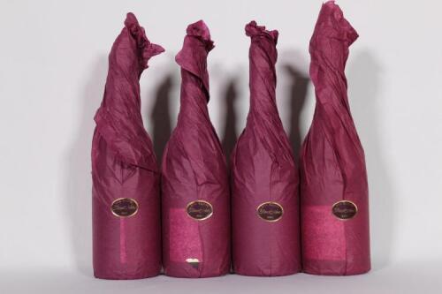 (4) 2001 Ata Rangi Pinot Noir, Martinborough