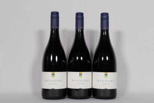 (3) 2007 Neudorf Moutere Pinot Noir, Nelson