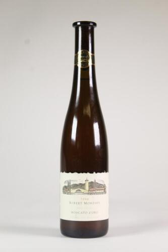 (1) 1994 Robert Mondavi Moscato d'Oro 500ml, Napa USA