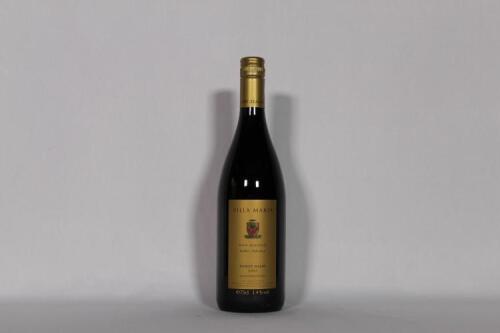 (1) 2002 Villa Maria Cellar Selection Pinot Noir, Marlborough