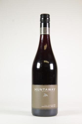 (1) 2019 Huntaway Pinot Noir, Marlborough
