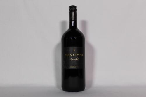 (1) 2011 Man o War Ironclad 1500ml, Waiheke
