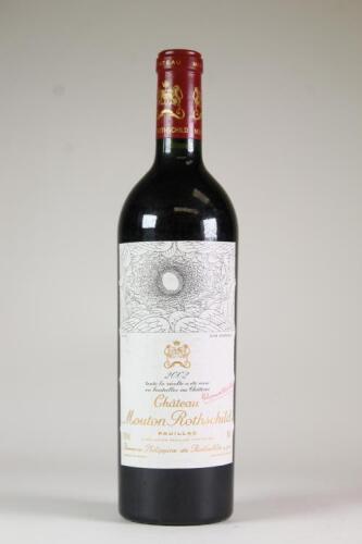 (1) 2002 Chateau Mouton Rothschild, Pauillac 1er Cru Classe