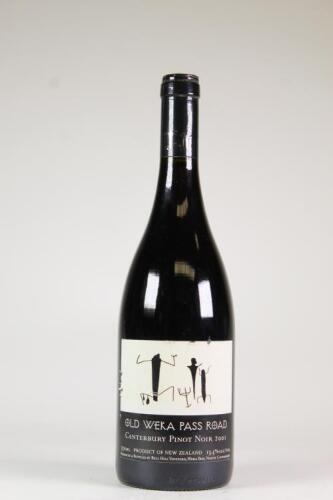 (1) 2001 Bell Hill Old Weka Pass Road Pinot Noir, North Canterbury