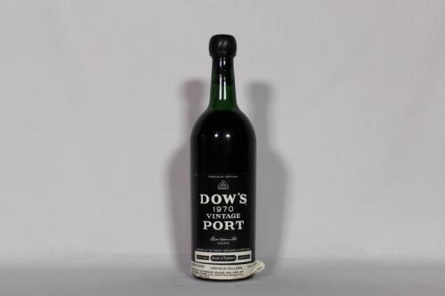 (1) 1970 Dows Vintage Port, Oporto