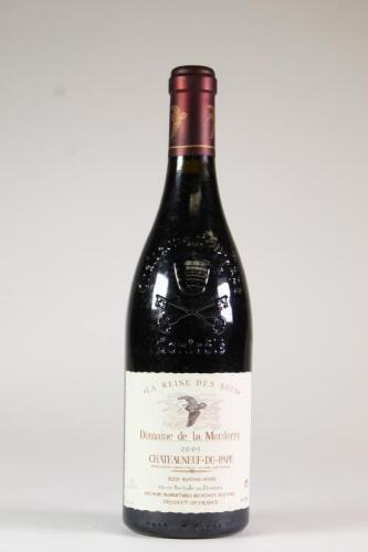 (1) 2004 Domaine de la Mordoree La Reine de Bois Chateauneuf du Pape