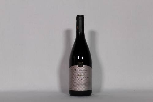 (1) 2001 Te Kairanga Reserve Pinot Noir, Martinborough