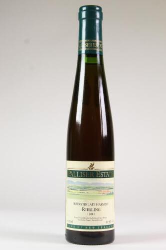 (1) 2002 Palliser Estate Botrytis Late Harvest Riesling 375ml, Martinborough