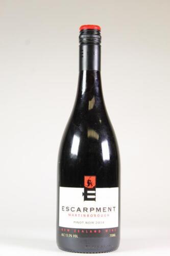 (1) 2014 Escarpment Pinot Noir, Martinborough
