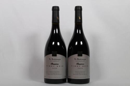 (2) 2000 Te Kairanga Reserve Pinot Noir, Martinborough