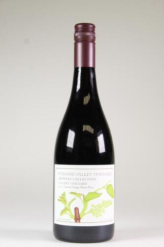 (1) 2012 Calvert Vineyard Pinot Noir, Bannockburn