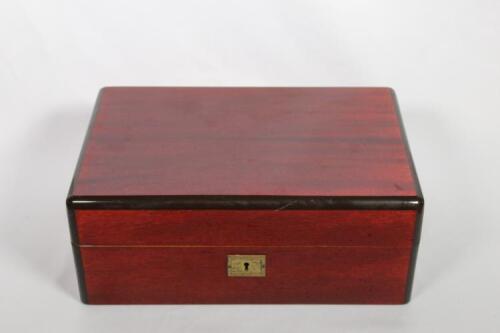 (1) Davidoff Humidor