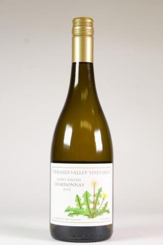 (1) 2015 Lion's Tooth Chardonnay, Waikari