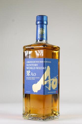 (1) Suntory AO Blended World Whisky, Ireland/Scotland/USA/Canada/Japan 43% abv 700ml