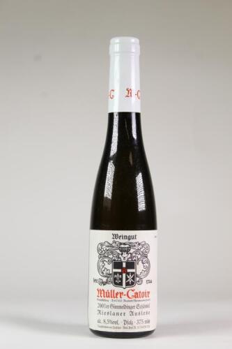 (1) 2001 Muller-Catoir Gimmeldinger Schlossel Rieslaner Auslese 375ml, Pfalz
