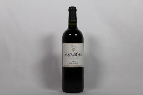 (1) 2009 Mouton Cadet Baron Phillippe de Rothschild, Bordeaux