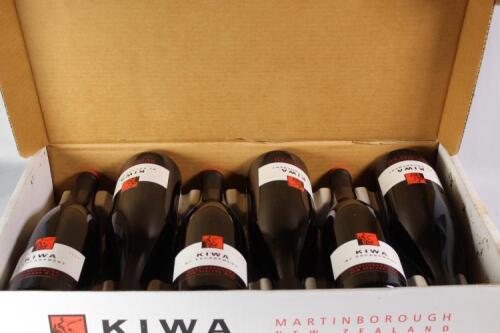 (6) 2009 Escarpment Kiwa Pinot Noir, Martinborough