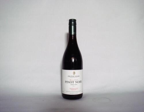 (1) 2013 Felton Road Pinot Noir, Bannockburn Central Otago