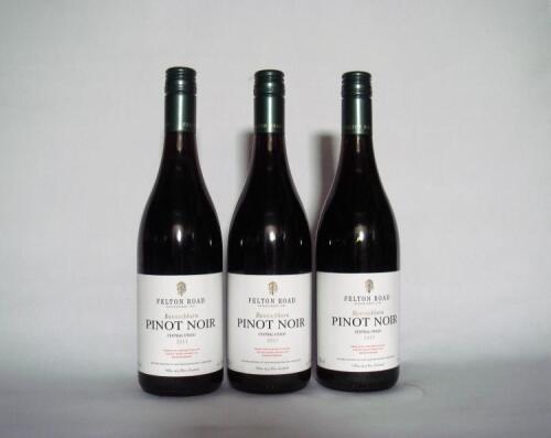 (3) 2013 Felton Road Pinot Noir, Bannockburn Central Otago