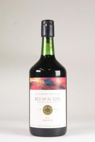 (1) 1996 Du Toitskloof Red Muscadel, Worcester South Africa