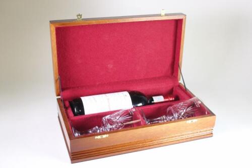 (1) 1991 Simonsvlei Cabernet Sauvignon & glasses in presentation box