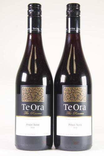 (2) 2020 Te Ora The Reserve Pinot Noir, Martinborough