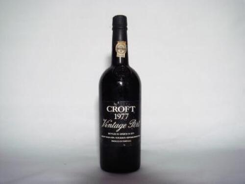 (1) 1977 Croft Vintage Port, Oporto