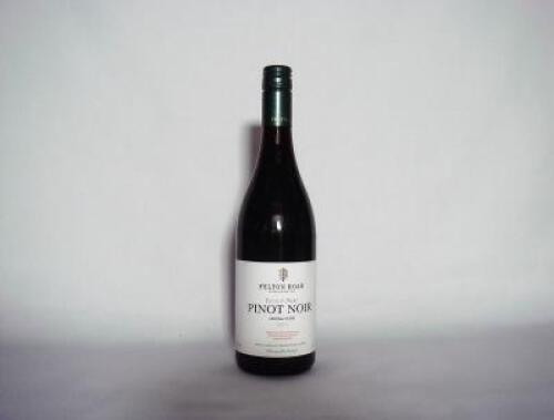 (1) 2013 Felton Road Cornish Point Pinot Noir, Bannockburn Central Otago