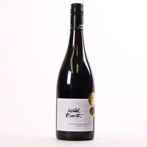 (1) 2014 Wild Earth Pinot Noir, Central Otago