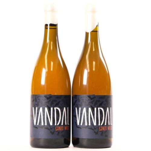 (2) 2016 Vandal Gonzo White