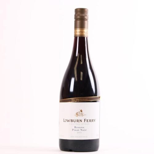 (1) 2013 Lowburn Ferry The Ferryman Reserve Pinot Noir, Central Otago