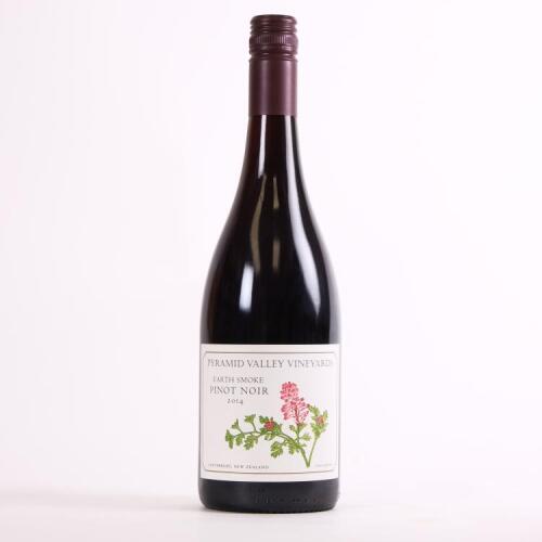 (1) 2014 Pyramid Valley Vineyards Earth Smoke Pinot Noir, Waikari