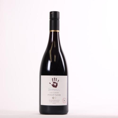 (1) 2015 Seresin Sun & Moon Pinot Noir, Marlborough