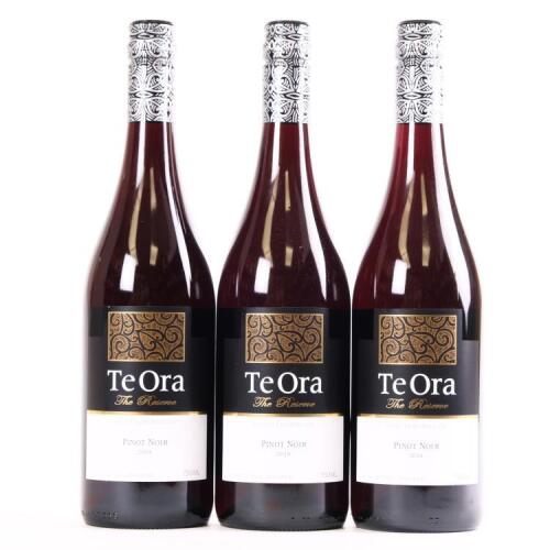 (3) 2020 Te Ora The Reserve Pinot Noir, Martinborough