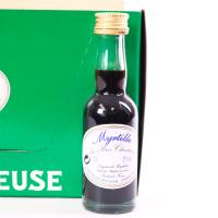 Twenty-four bottles of des Peres Chartreux Myrtille 30ml 21% abv in one lot