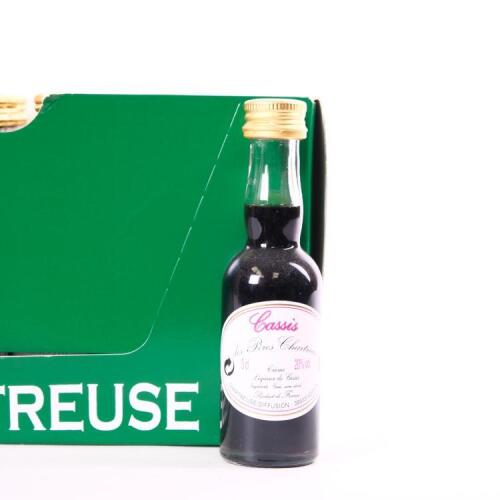 Twenty-four bottles of des Peres Chartreux Cassis 30ml 20% abv in one lot