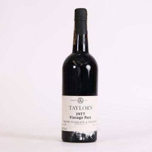 (1) 1977 Taylor's Vintage, Oporto