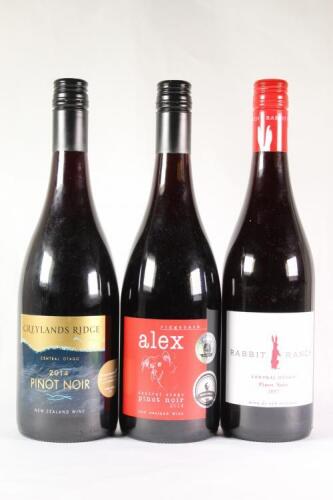 Central Otago Pinot Noir : three bottles in one lot