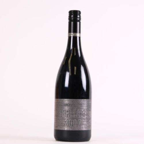 (1) 2007 Auntsfield Heritage Pinot Noir, Marlborough
