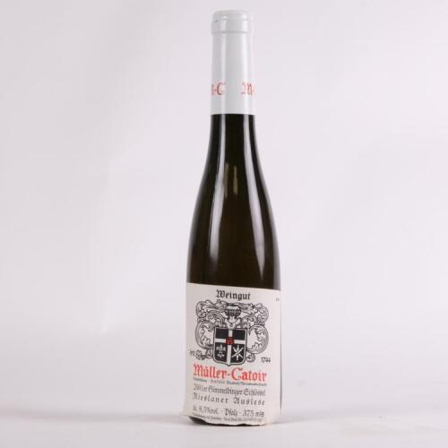(1) 2001 Muller-Catoir Gimmeldinger Schlossel Rieslaner Auslese 375ml, Pfalz