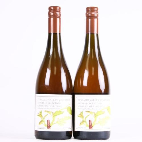 (2) 2012 Pyramid Valley Vineyards Kerner Estate Vineyard Pinot Blanc/Pinot Gris, Marlborough