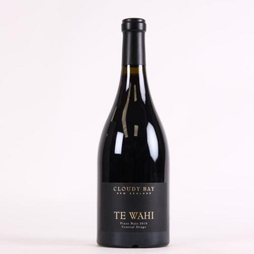 (1) 2016 Cloudy Bay Te Wahi Pinot Noir, Central Otago