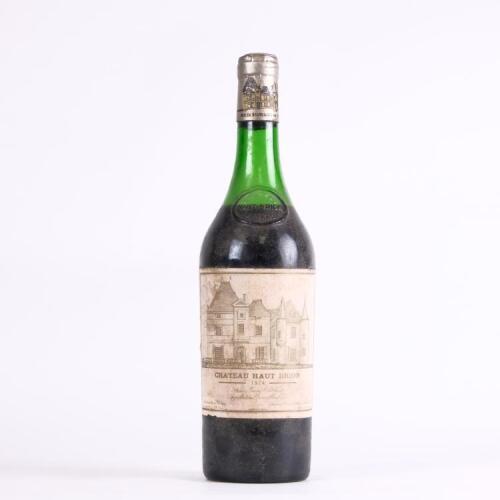 (1) 1974 Chateau Haut Brion 1er Cru Classe, Pessac Leognan
