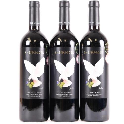 (3) 2009 Messenger La Menage a Trois, Stillwater